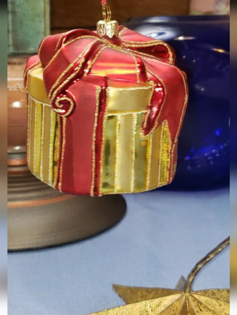RARE Vtg 2000 Spode Large Blown Glass Gold Box W/ Red Ribbon Christmas Ornament - Picture 4 of 12